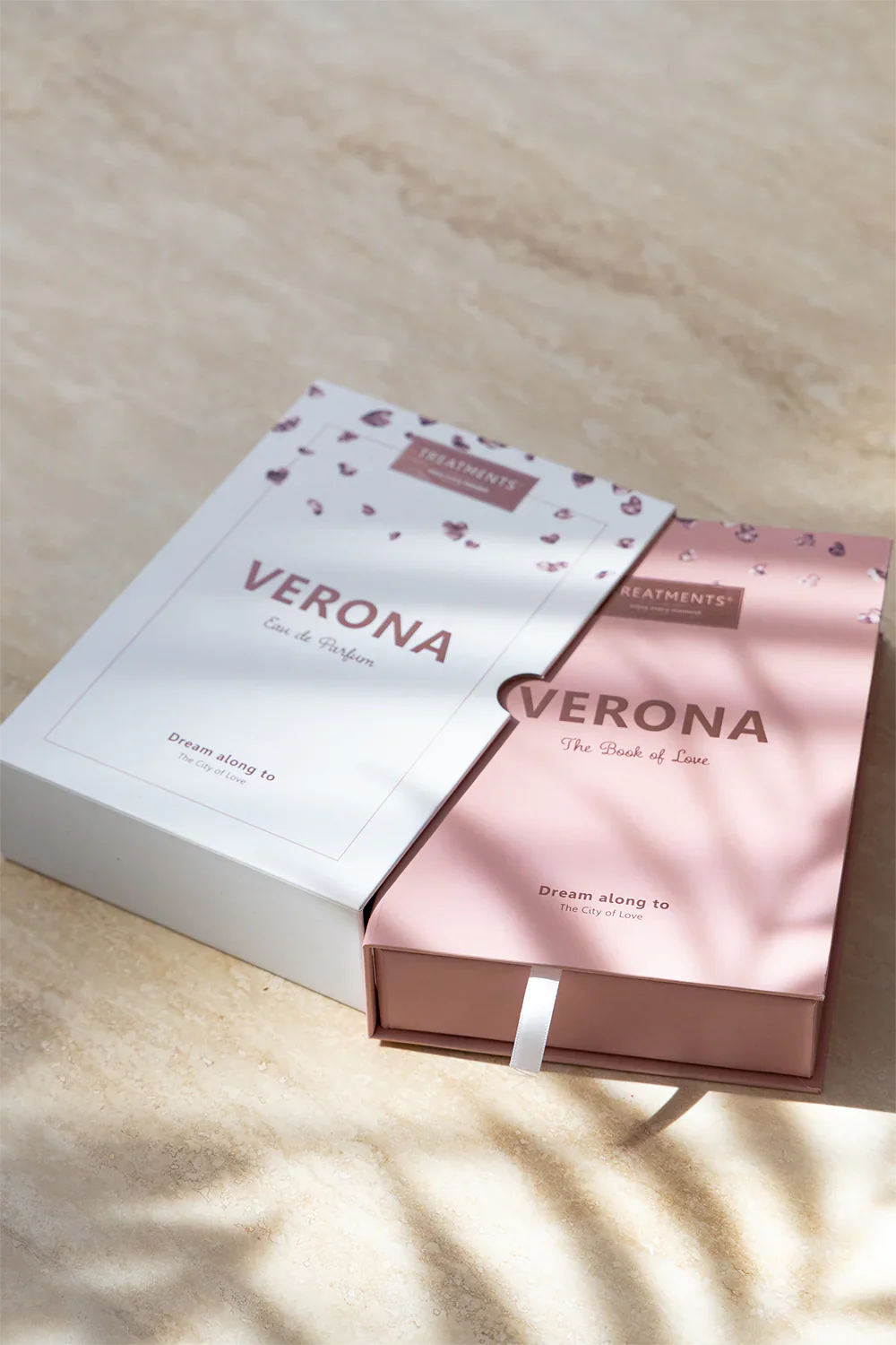 Sample Sale: Eau de Parfum (Book of Love) - Verona - Image 3